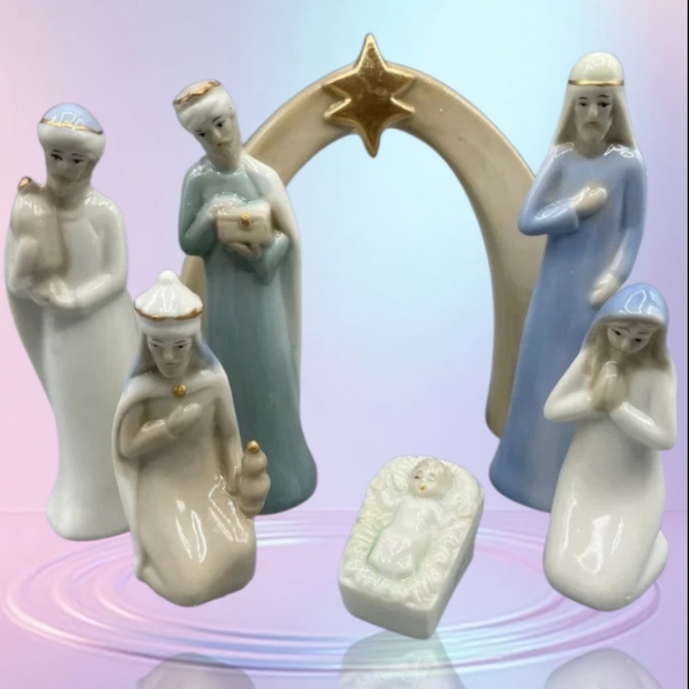 Vintage Porcelain Nativity Set, 7 Piece Ceramic Figurines Christmas White Blue - Picture 2 of 12